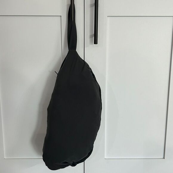 Lululemon Men’s Rare Packable Dark Gray Jacquard Knit Bomber Jacket - M - EUC - Picture 13 of 14